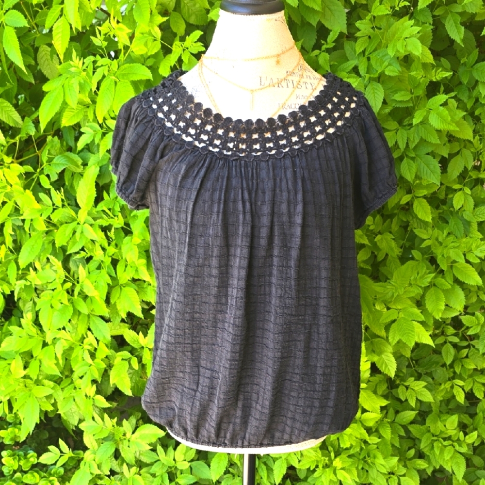 Studio M Elegant Black Textured Blouse